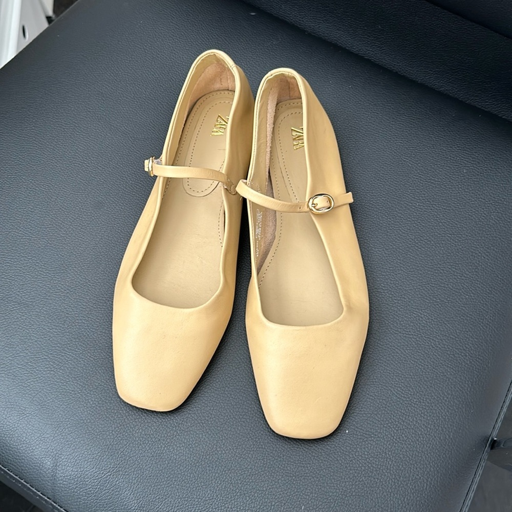 Zara buckle Mary Jane flats